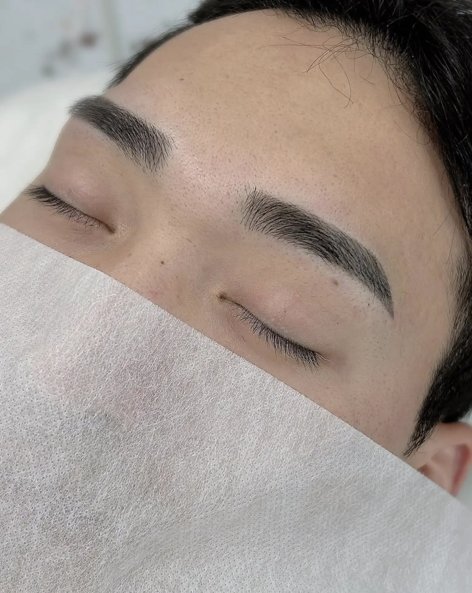 eyebrow tattooing